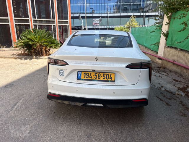 אי.וי איזי Limo