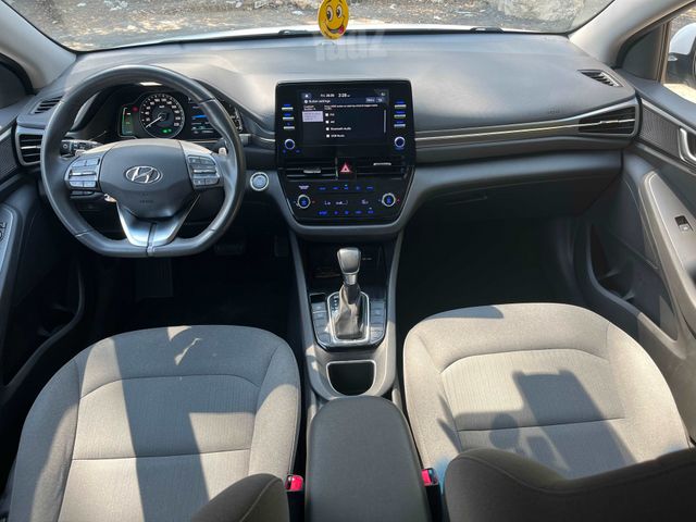 יונדאי איוניק