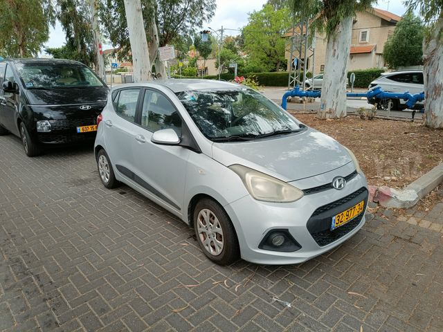 יונדאי i10