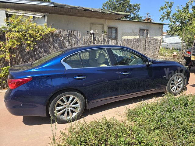 אינפיניטי Q50