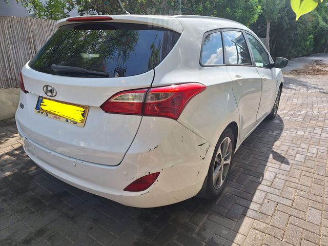 יונדאי i30