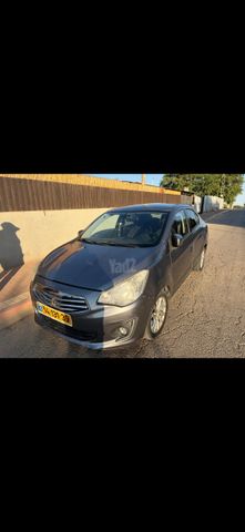 מודעת רכב מיצובישי אטראז'