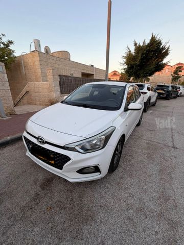 יונדאי i20