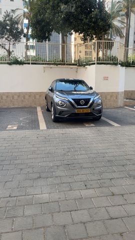 מודעת רכב ניסאן ג'וק