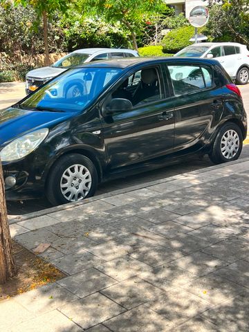 מודעת רכב יונדאי i20
