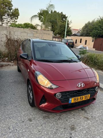 יונדאי i10