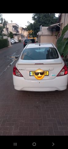 ניסאן אלמרה