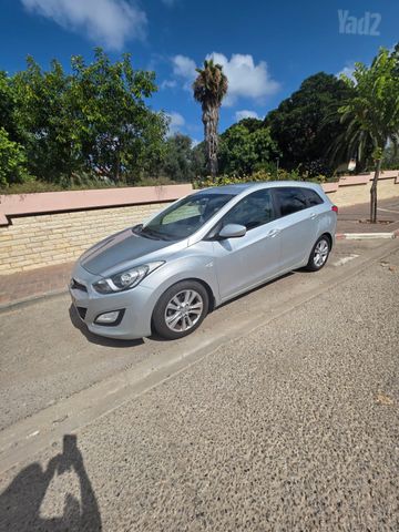 יונדאי i30