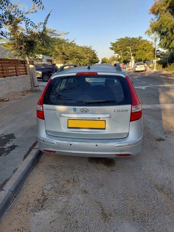 יונדאי i30