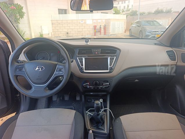 יונדאי i20