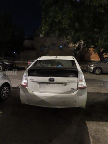 מודעת רכב טויוטה פריוס