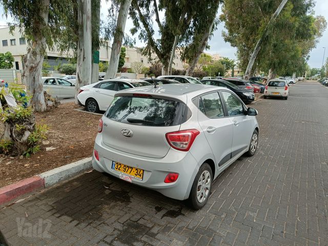 יונדאי i10