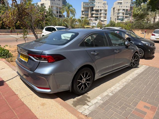 טויוטה קורולה