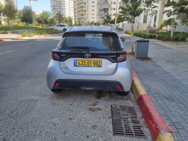 טויוטה יאריס