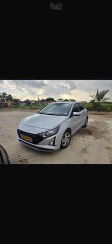 מודעת רכב יונדאי i20