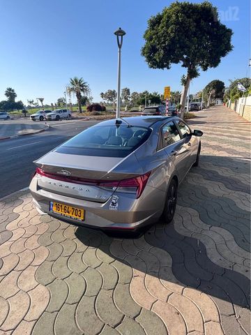 יונדאי אלנטרה