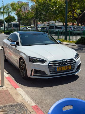 אאודי S5