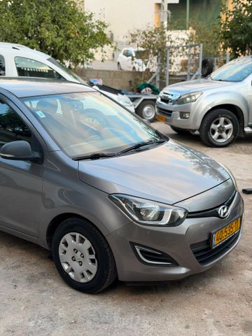 יונדאי i20