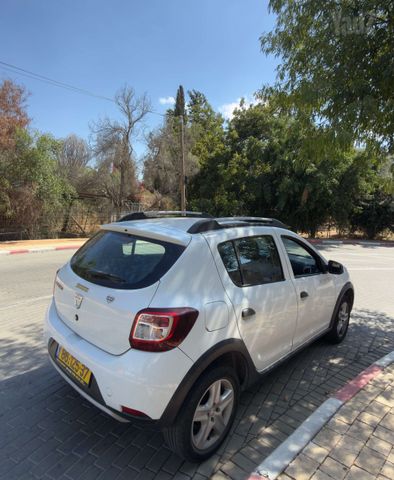 דאצ'יה סנדרו