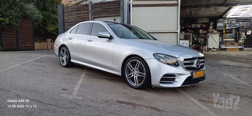 מרצדס-בנץ E-class