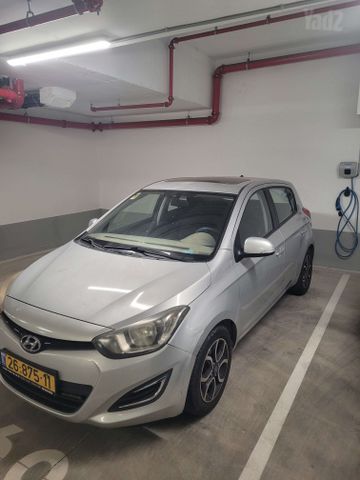מודעת רכב יונדאי i20