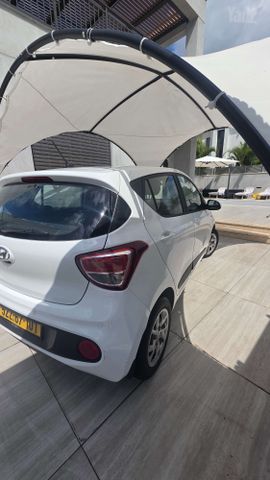 יונדאי i10
