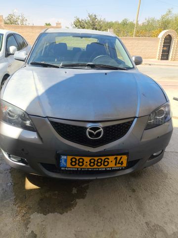 מודעת רכב מאזדה 3