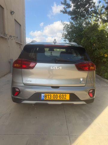 קיה נירו