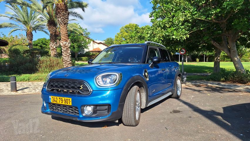 מיני קאנטרימן