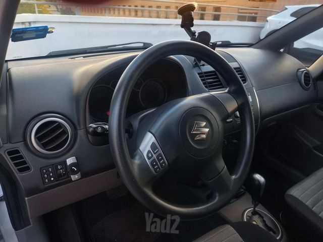 סוזוקי SX4