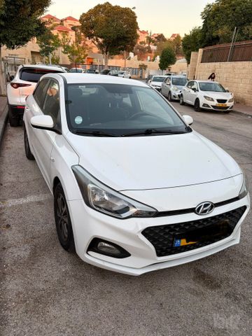 מודעת רכב יונדאי i20
