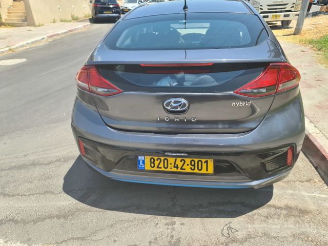 יונדאי איוניק