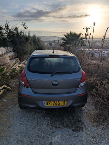 יונדאי i20