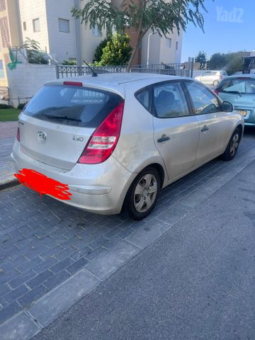יונדאי i30