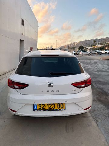 סיאט לאון