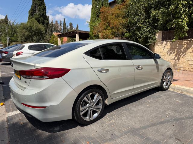 מודעת רכב יונדאי אלנטרה