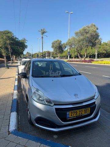מודעת רכב פיג'ו 208