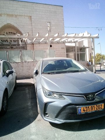 טויוטה קורולה