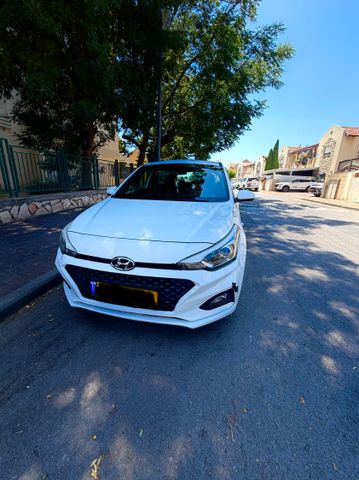יונדאי i20