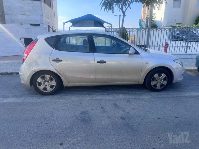 יונדאי i30