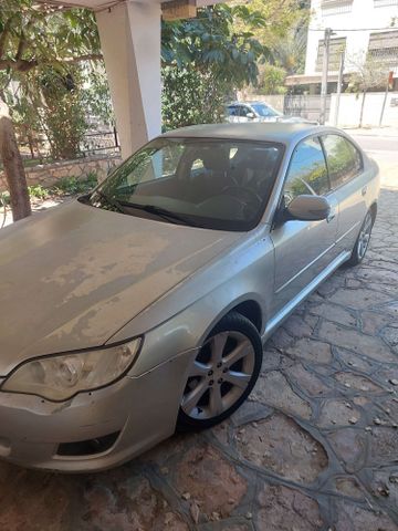 מודעת רכב סובארו B4/לגאסי