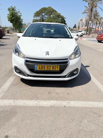 מודעת רכב פיג'ו 208