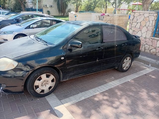 טויוטה קורולה
