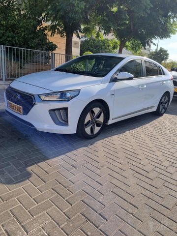 יונדאי איוניק