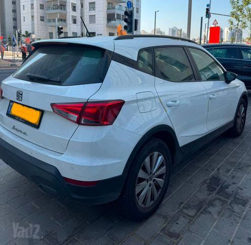 סיאט ארונה