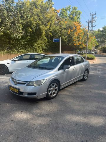 הונדה סיוויק
