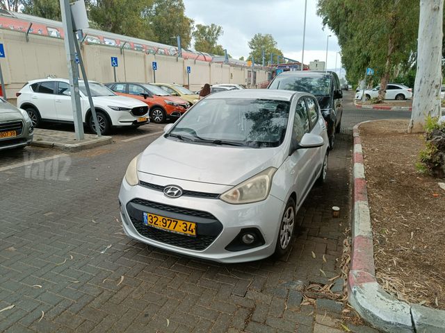 יונדאי i10