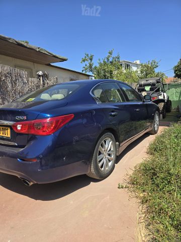 אינפיניטי Q50