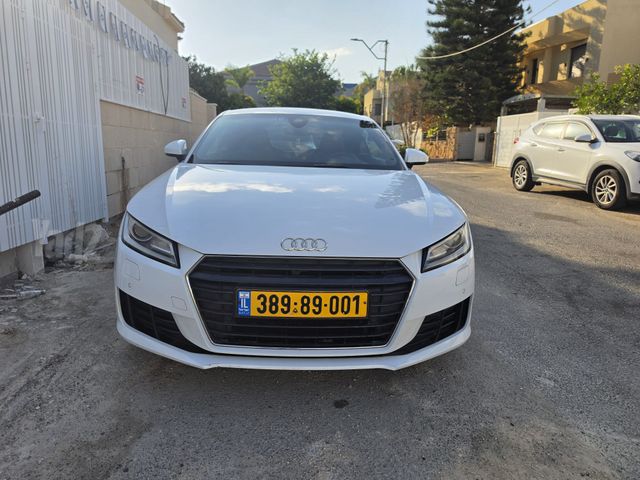 אאודי TT