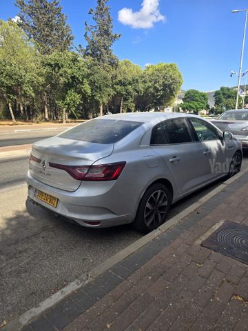 רנו מגאן